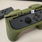 Joycon Controller with Trigger buttons.