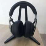 Headphone stand